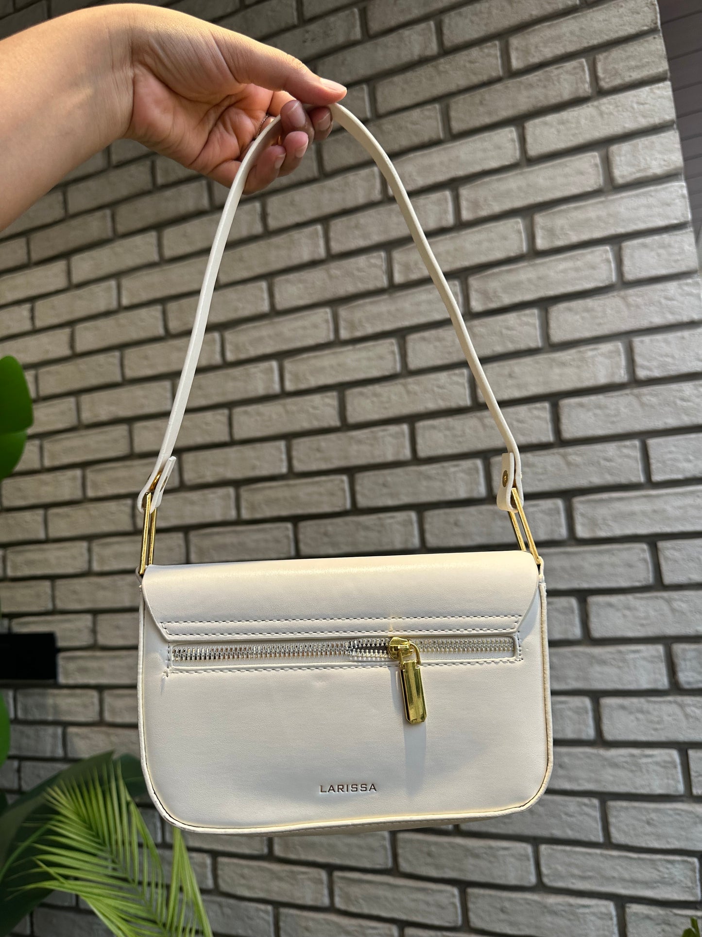 Larrisaa bags