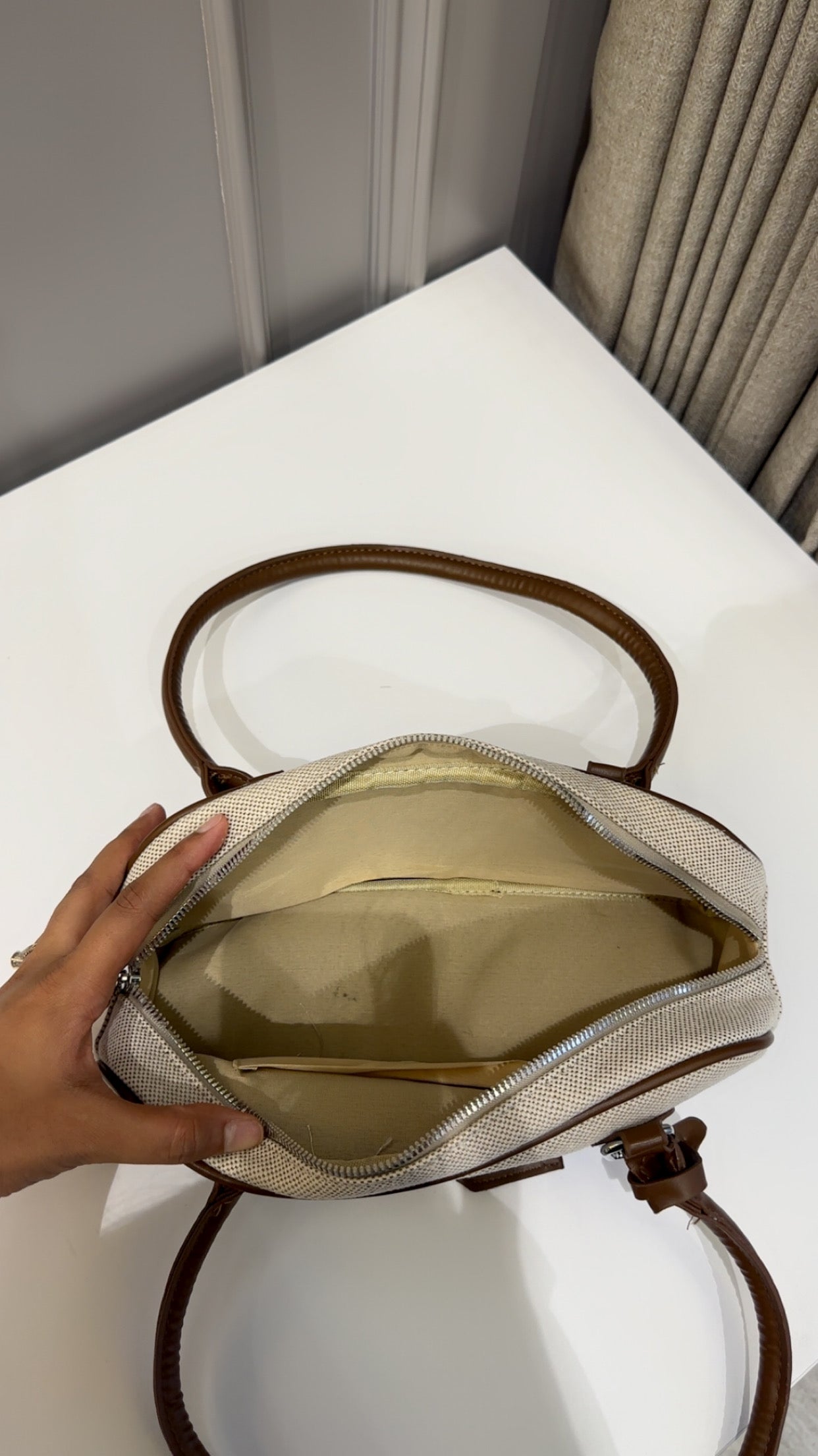 British brunch shoulder bags