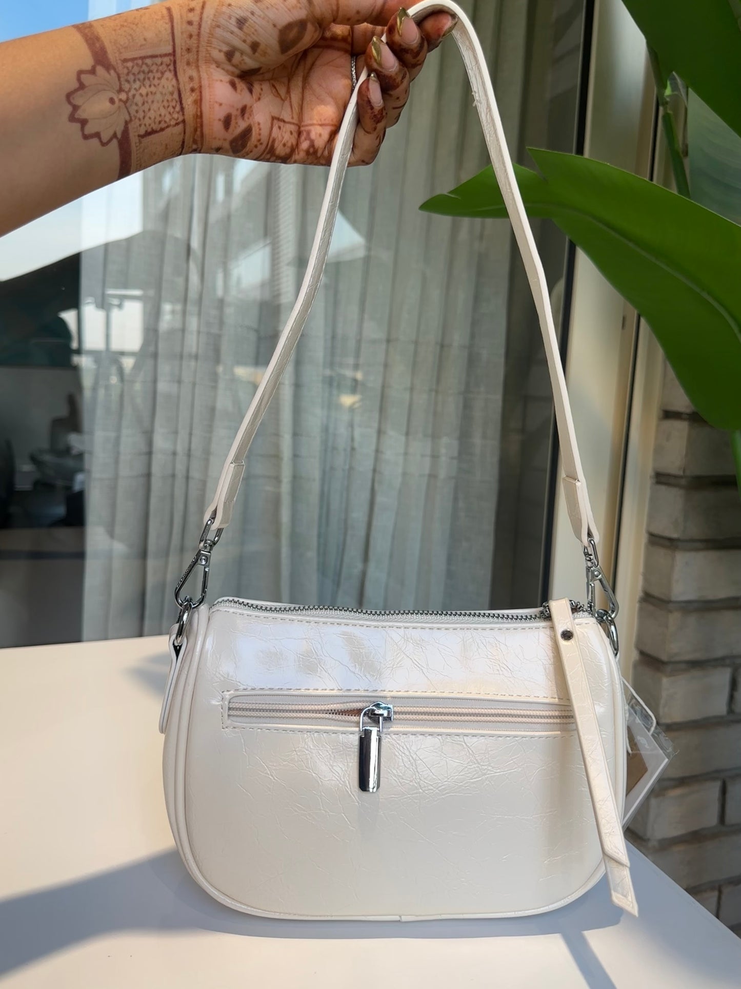 Fall season shoulder bag