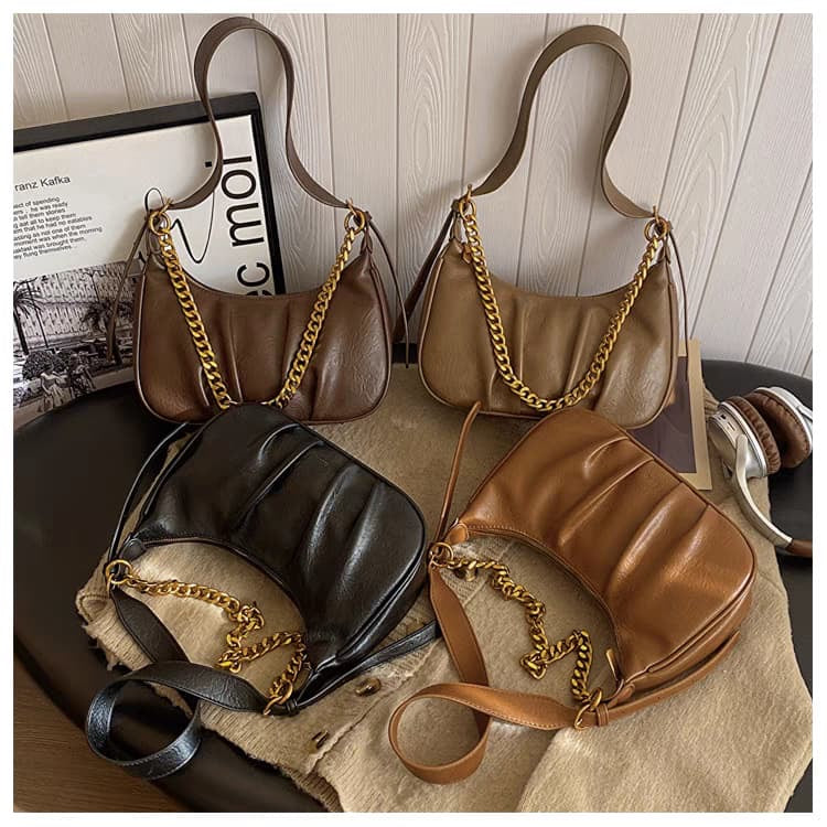 Stole my heart shoulder bags