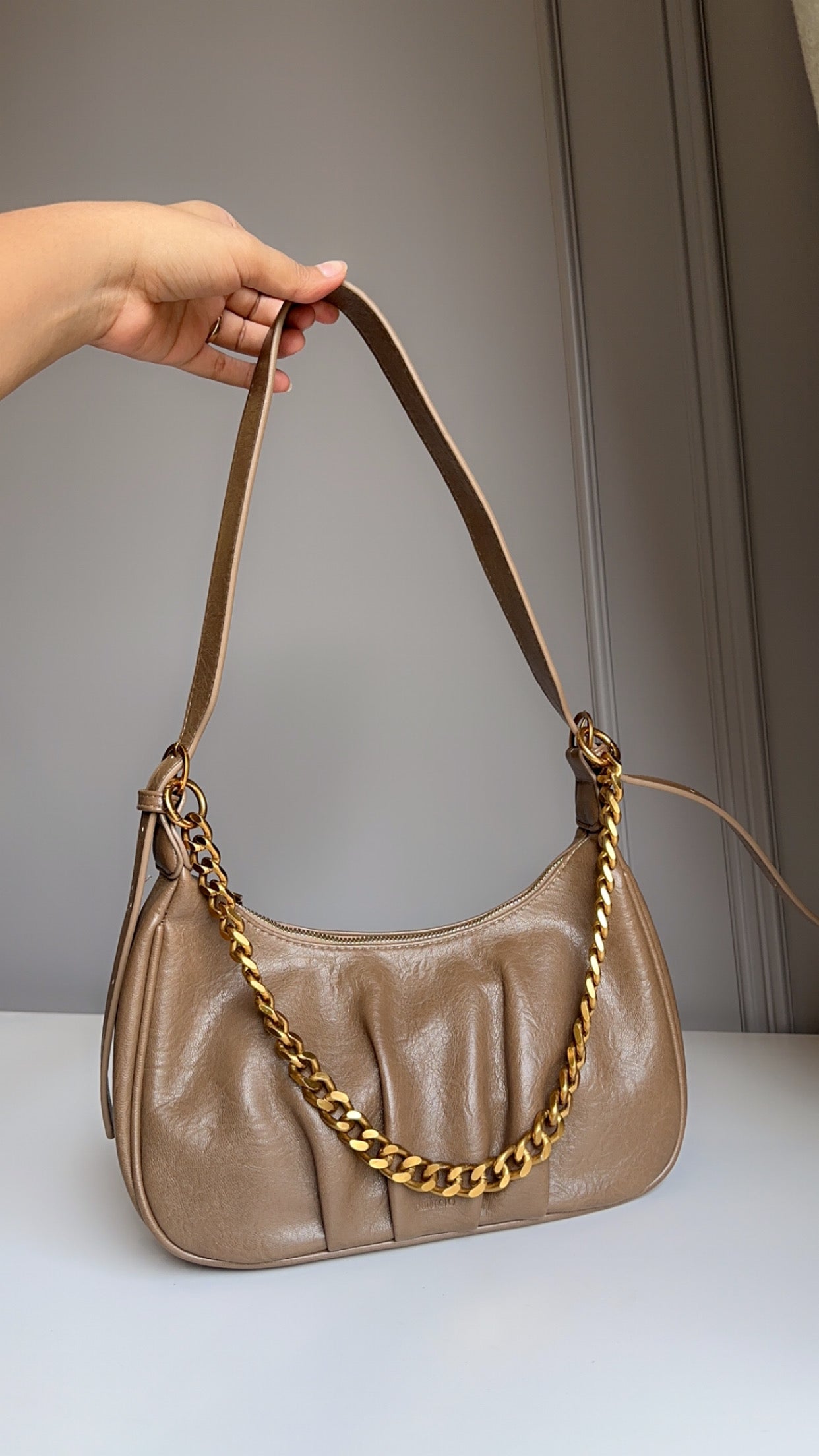 Stole my heart shoulder bags
