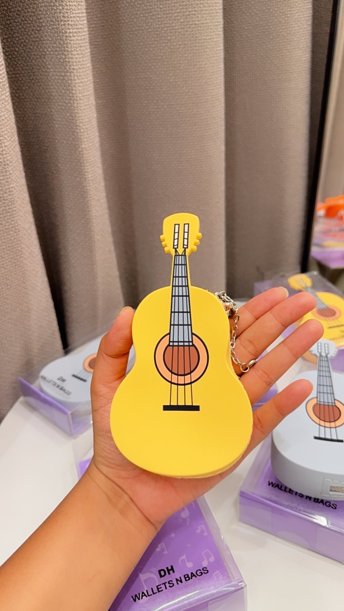 Guitar coin pouches