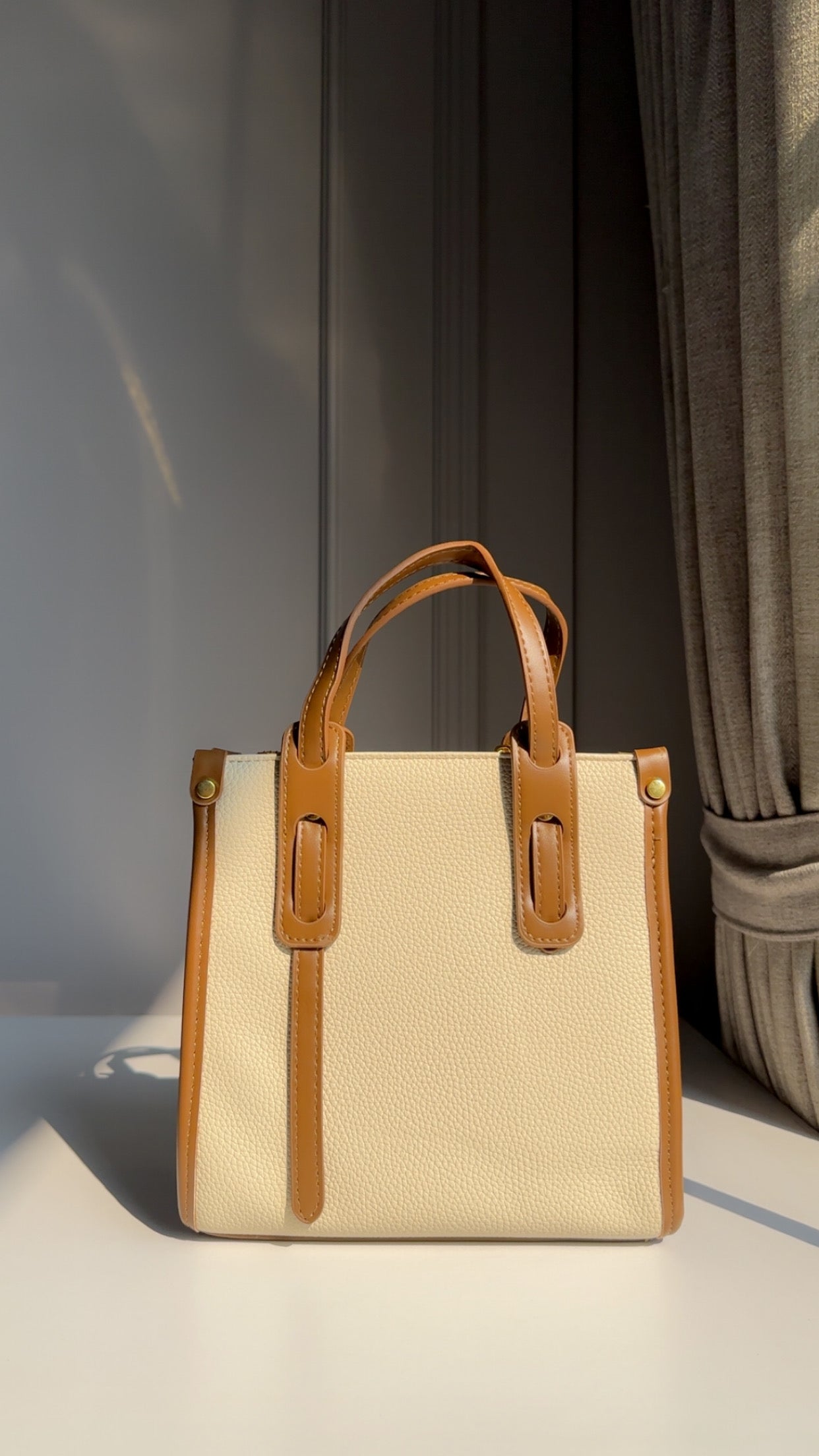 Scarlet handbags