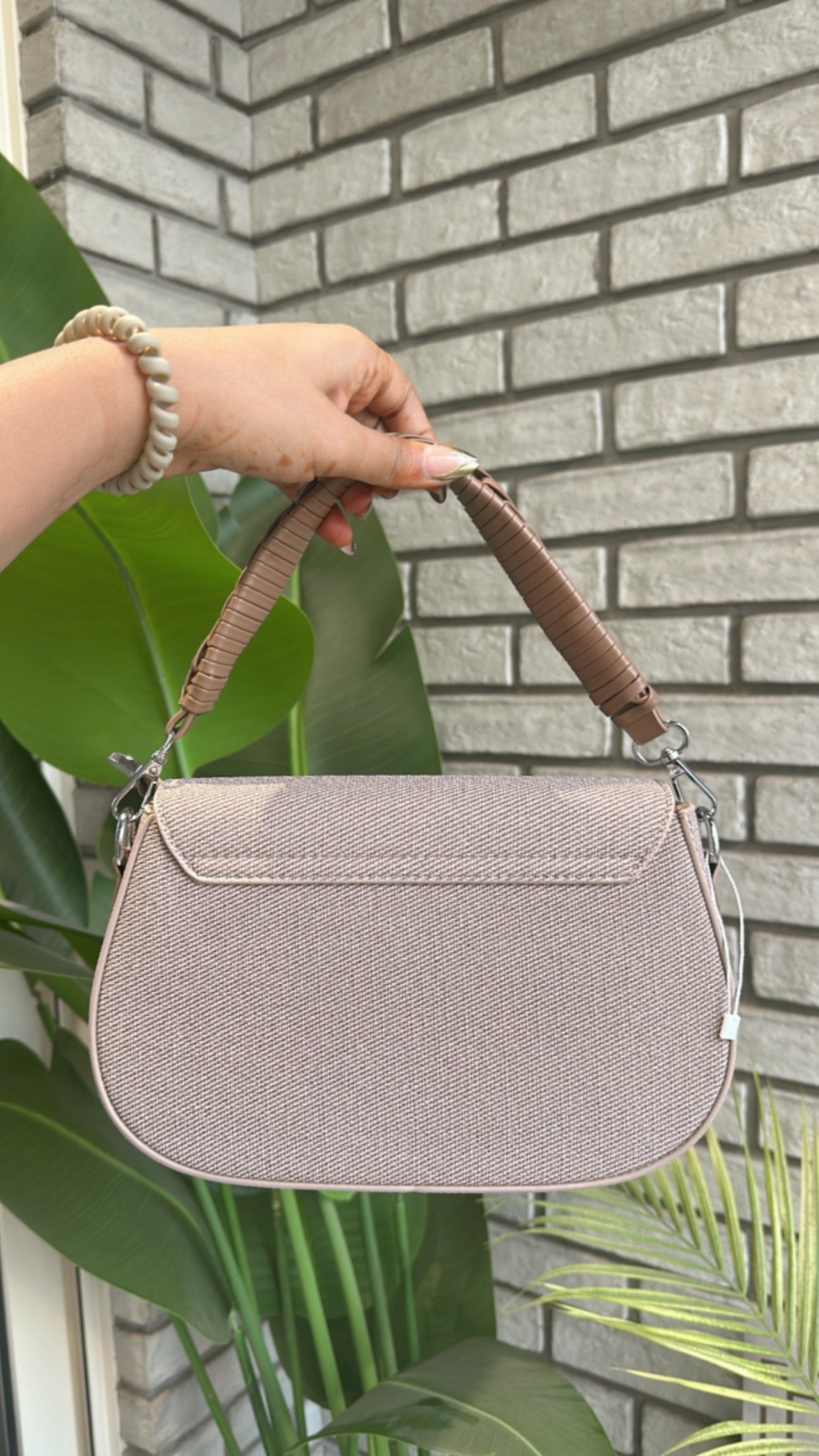 Two toned slings
