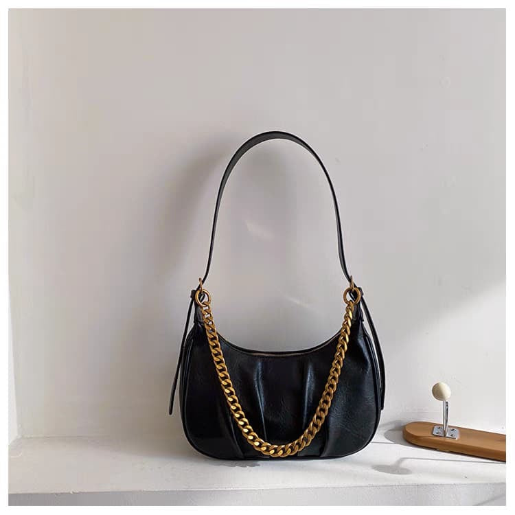 Stole my heart shoulder bags
