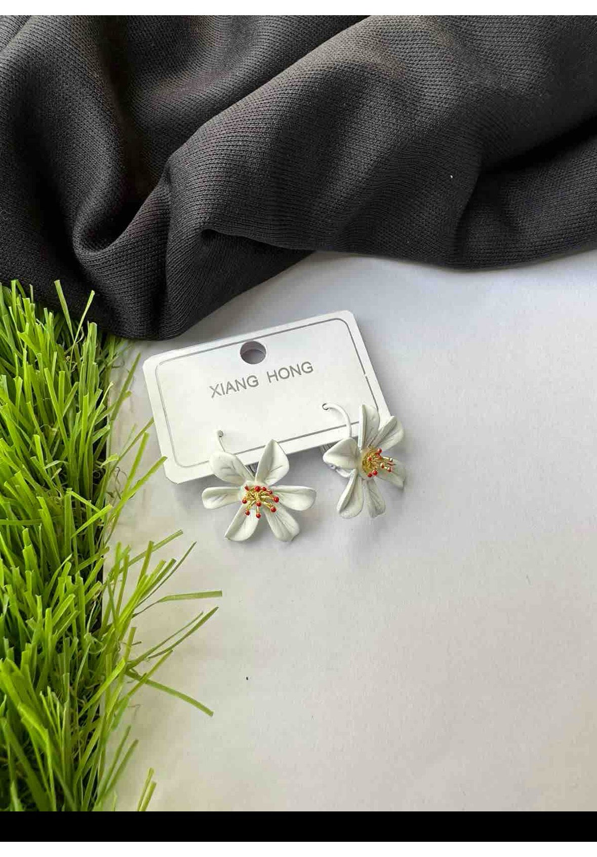 Too pretty earrings