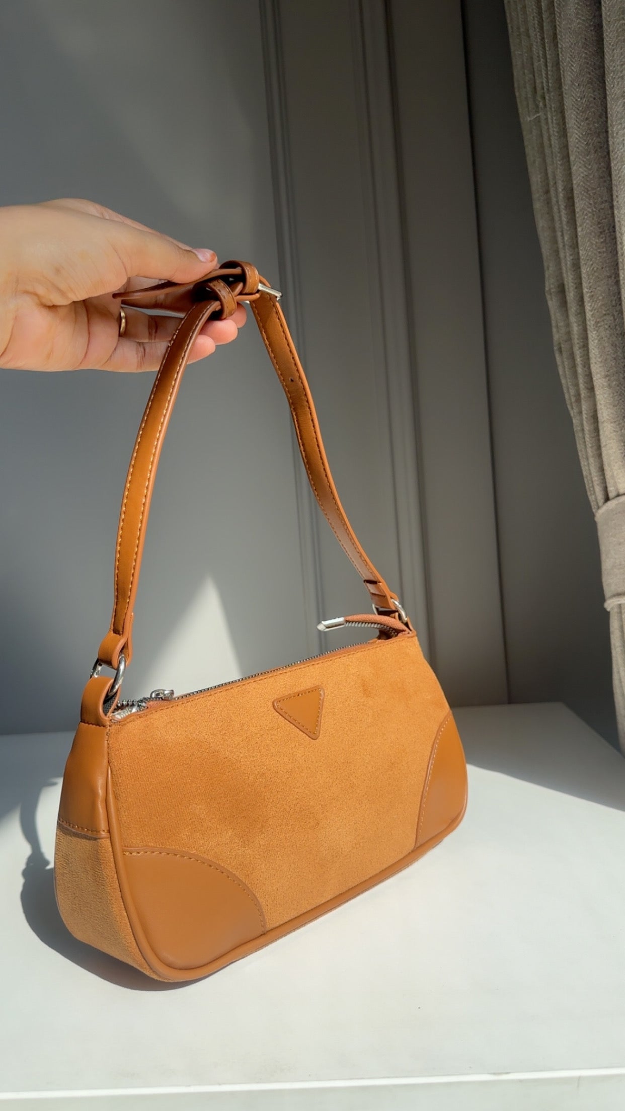 Desi girl shoulder bags