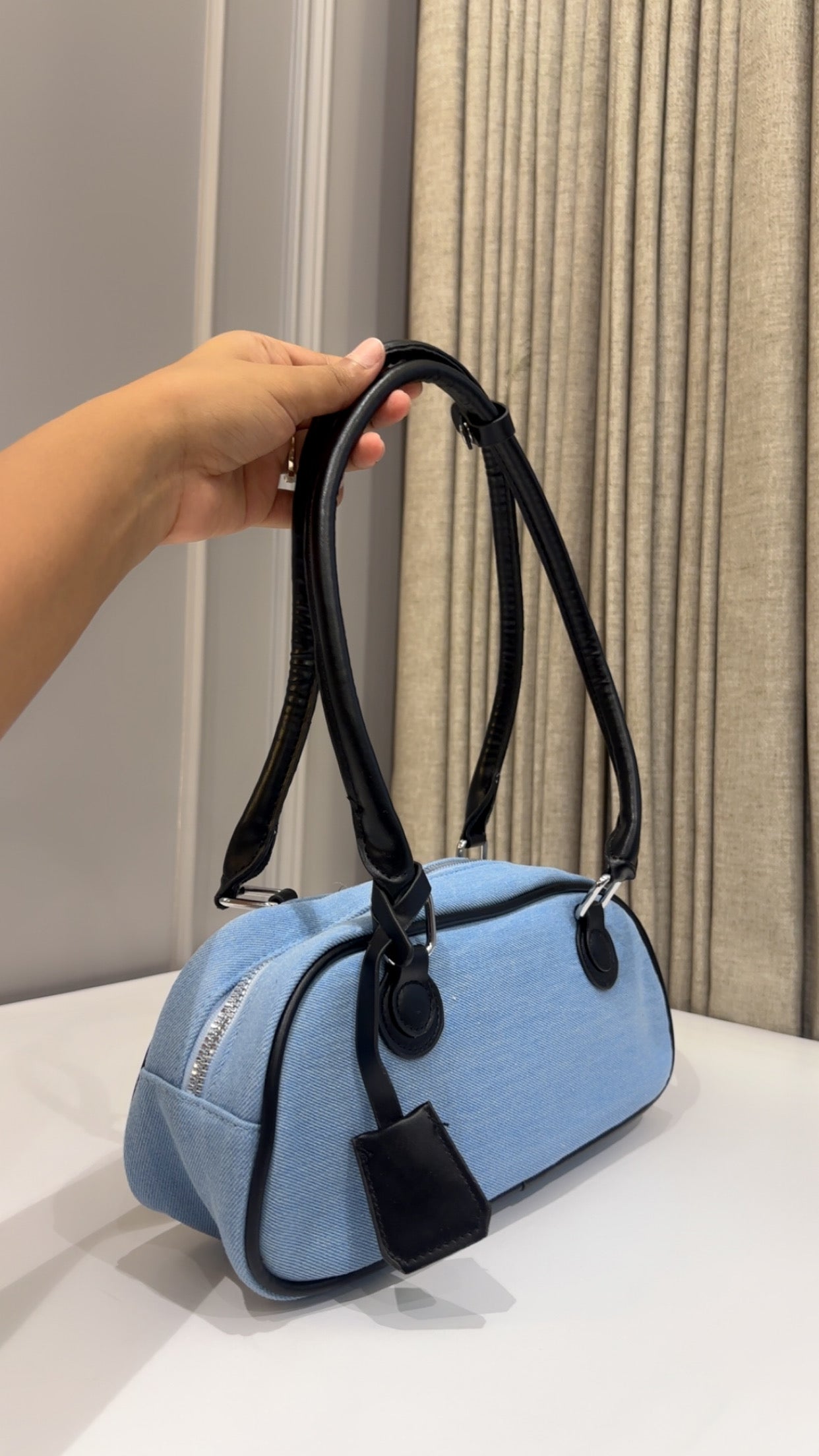 British brunch shoulder bags