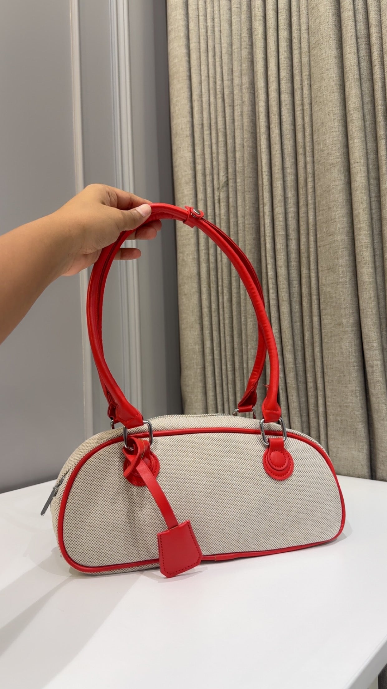 British brunch shoulder bags