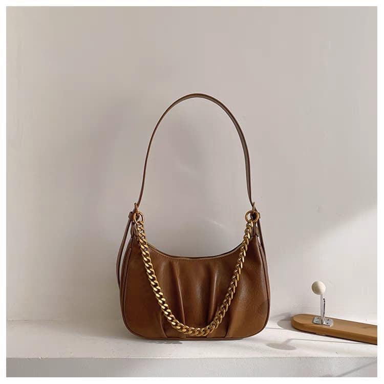 Stole my heart shoulder bags