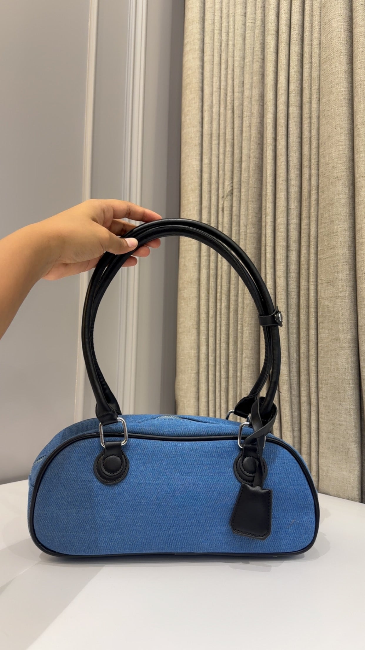 British brunch shoulder bags