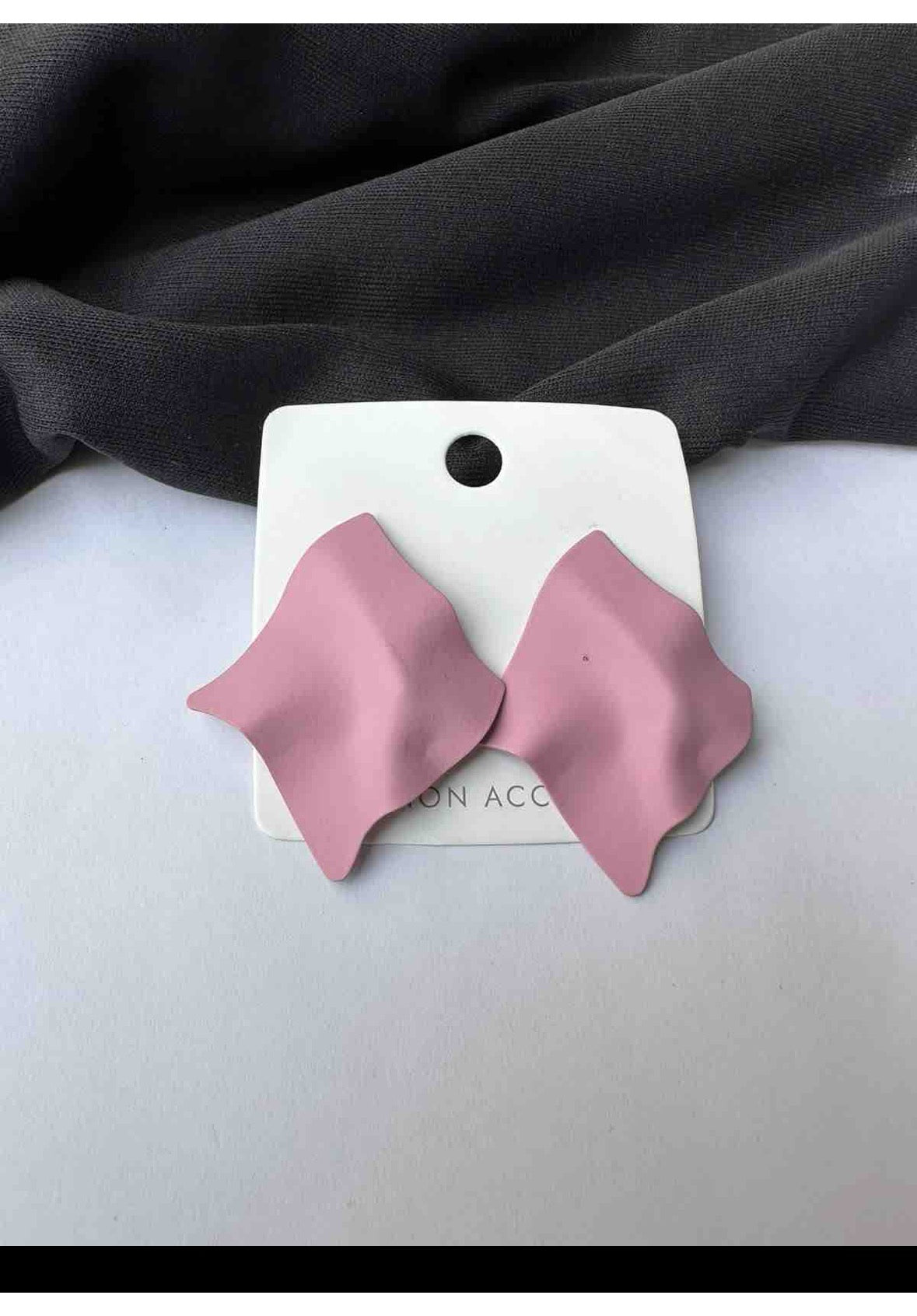 Too pretty earrings