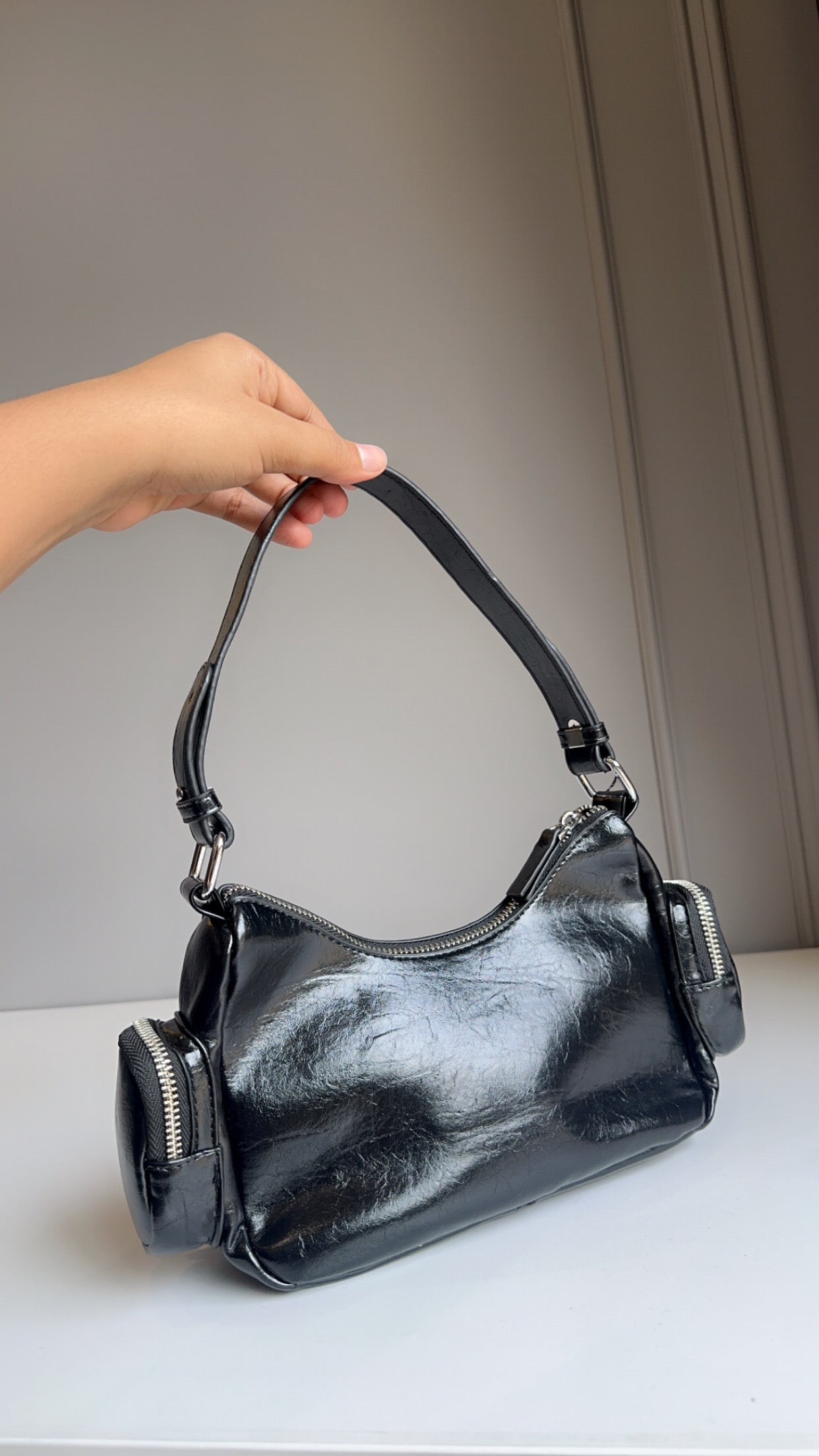 Two pocket shoulder bags