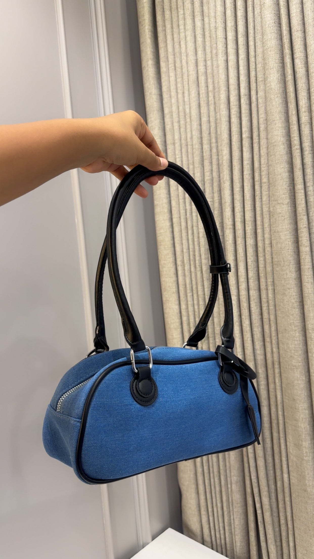 British brunch shoulder bags