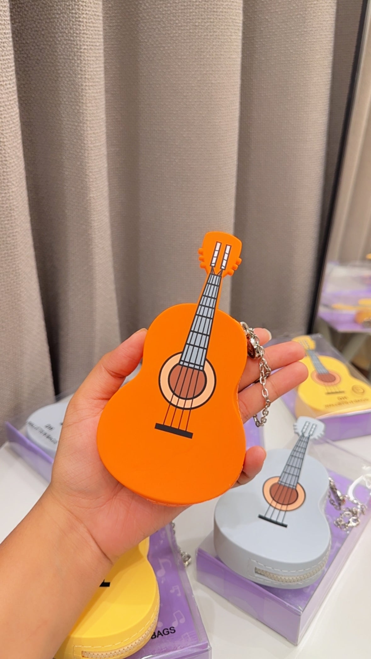 Guitar coin pouches