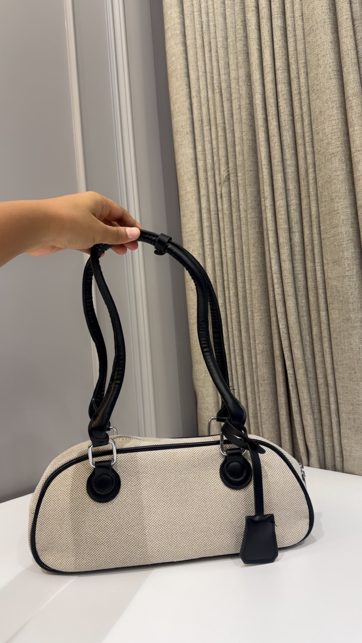 British brunch shoulder bags