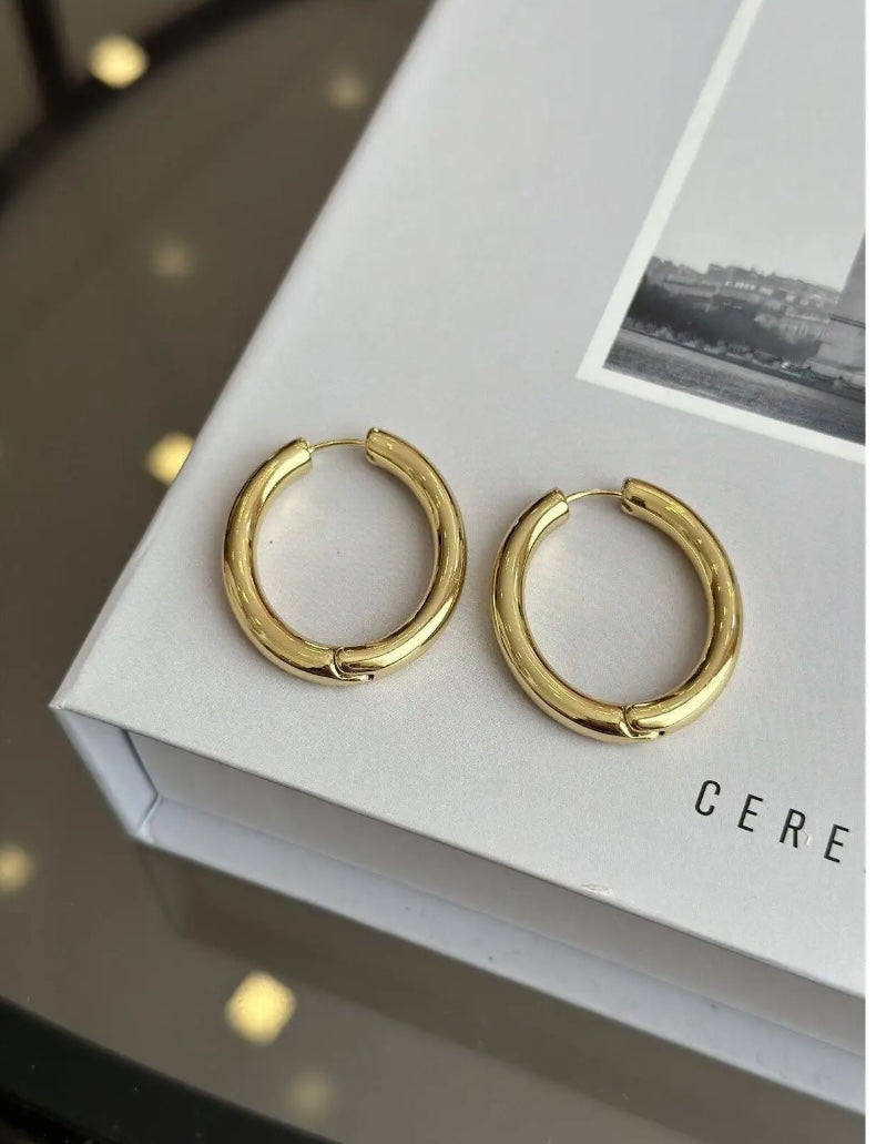 Statement golden hoop