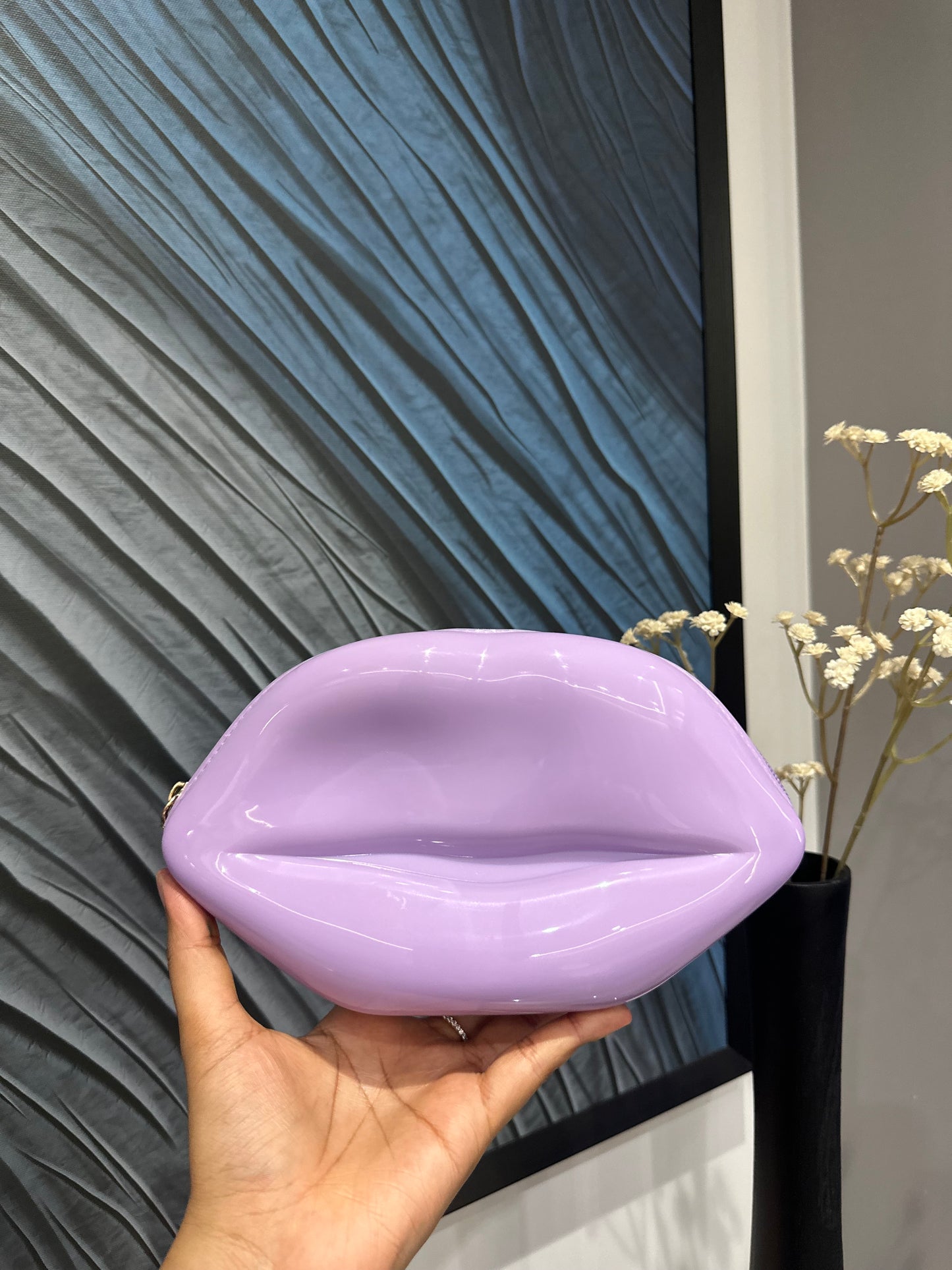 Lip shape mini slings