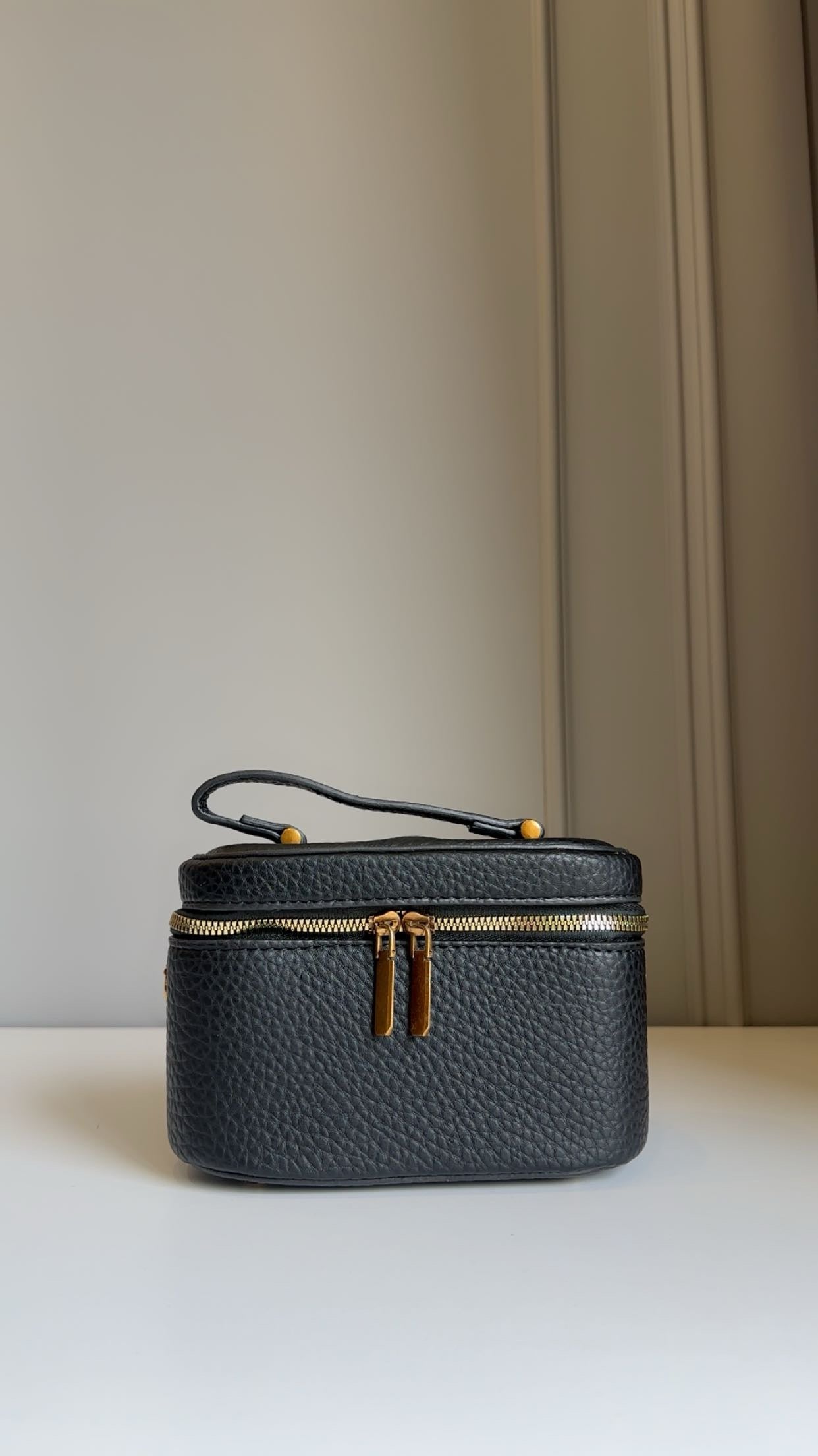Kelly box slings