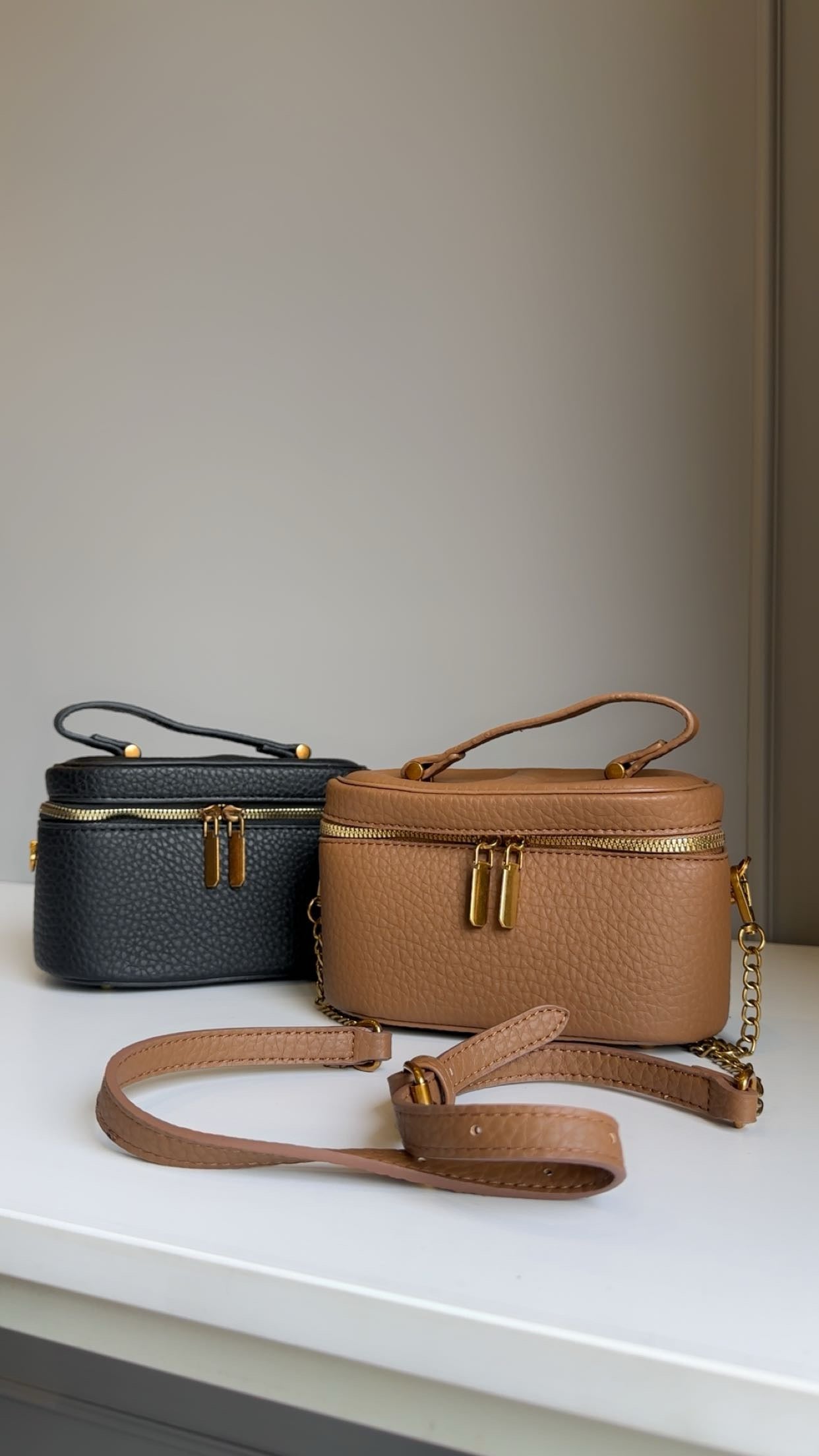 Kelly box slings