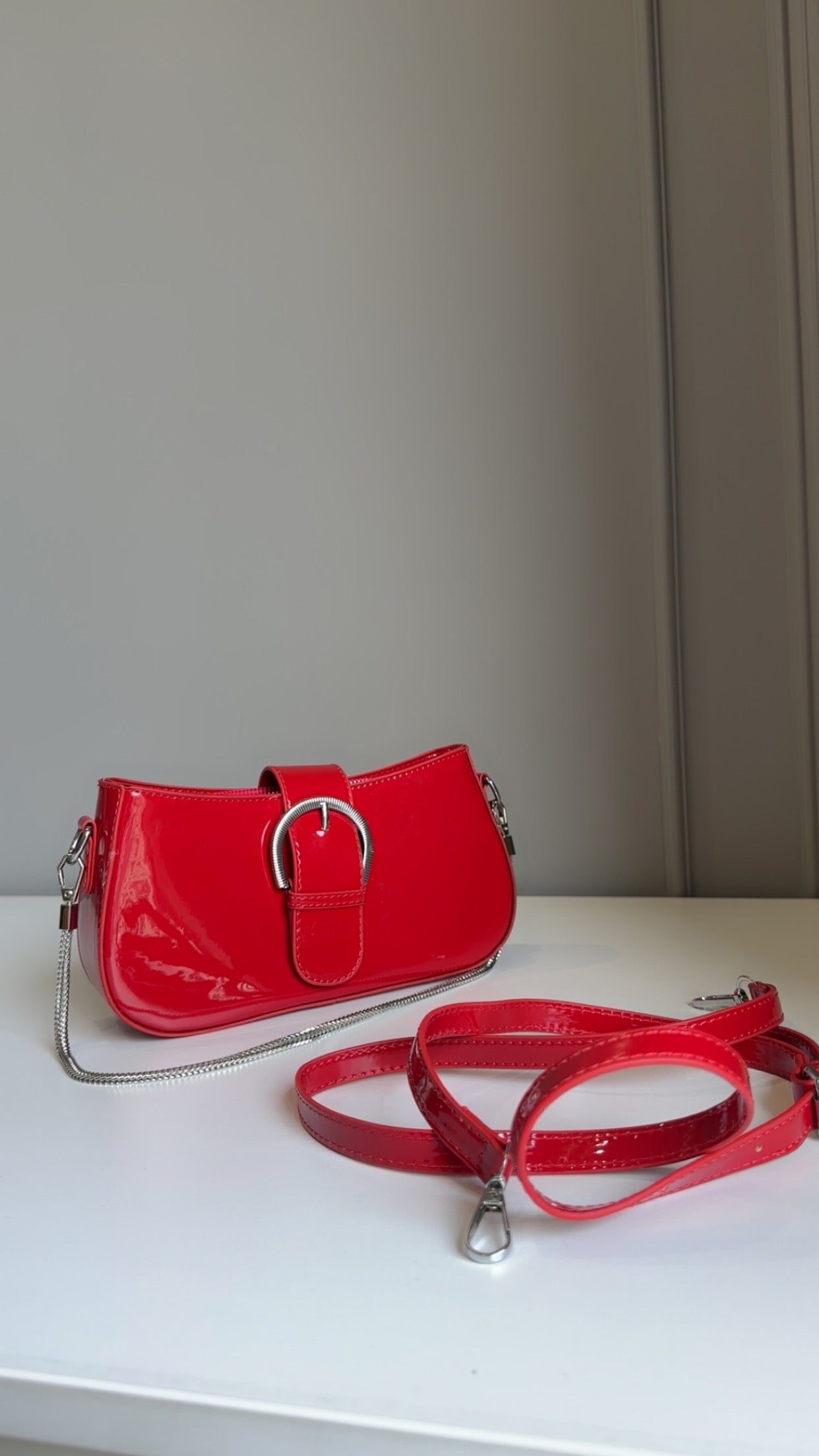 IT girl shoulder bag
